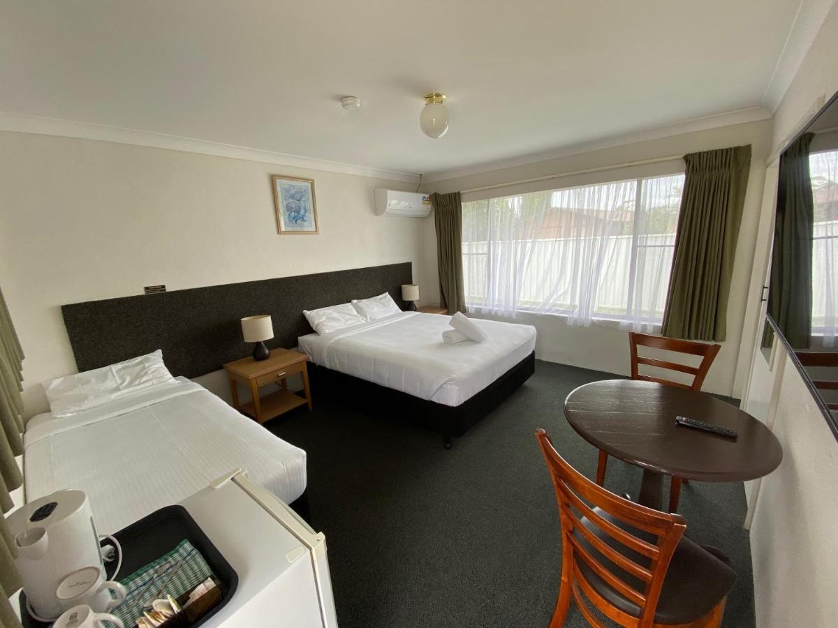 Hanging Rock Family Motel Μπέιτμανς Μπέι Εξωτερικό φωτογραφία